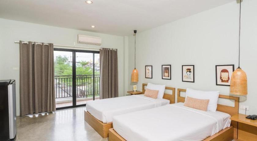 Yellow Moon Hotel Pattaya Exteriör bild